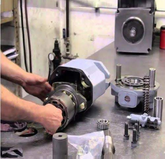 Hydraulic Pump Repairing Workshop